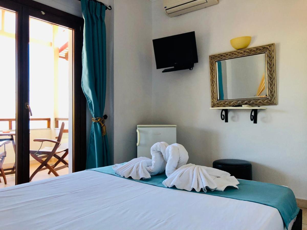 Pansion Pasalimani Hotel Ammouliana Buitenkant foto