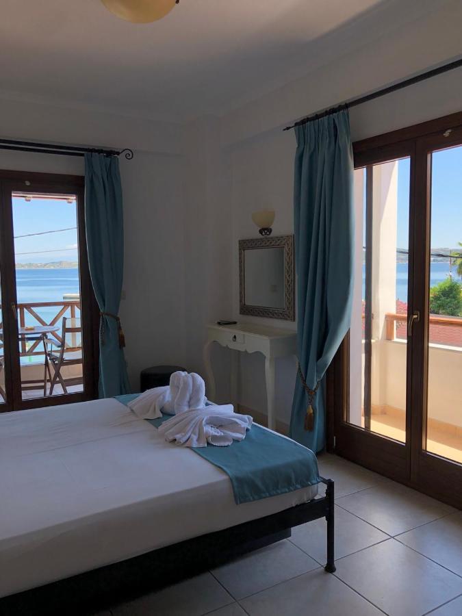 Pansion Pasalimani Hotel Ammouliana Buitenkant foto